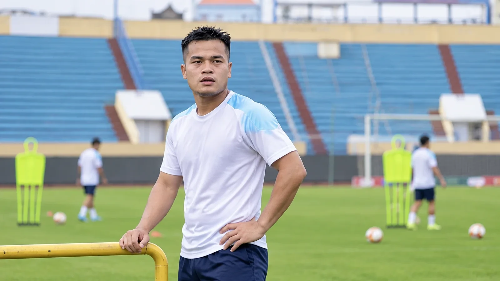 A Mít và cuộc cạnh tranh vai trò ở tuyến giữa Thép Xanh Nam Định mùa 2026-2027